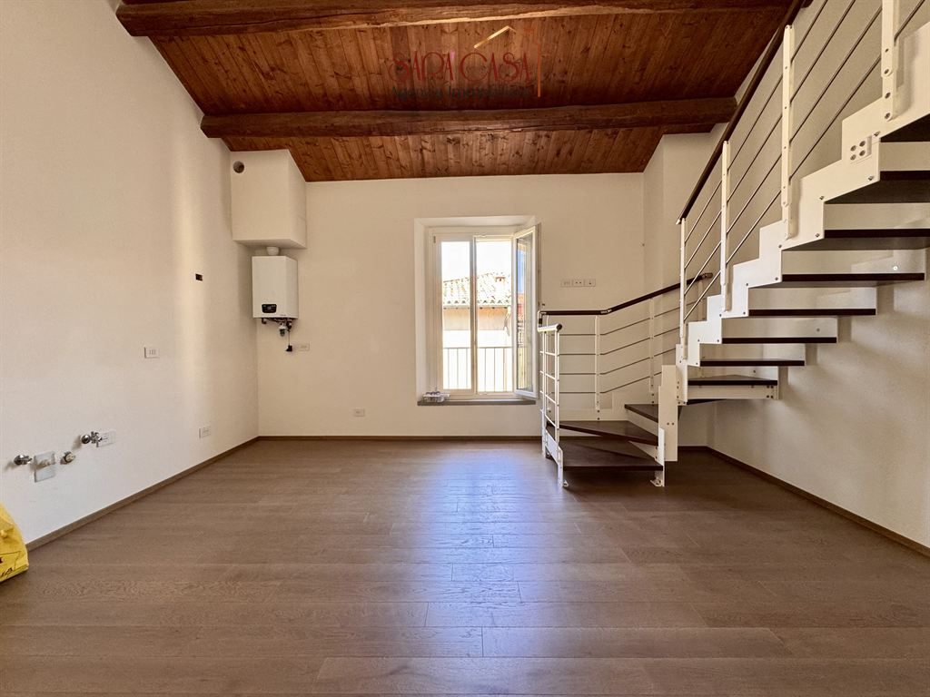 Recente appartamento con due camere da letto e due bagni